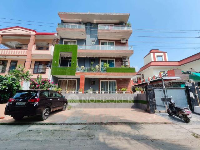 4 BHK Flat In Apartment For Sale In Sector 23