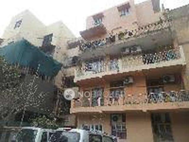 4 BHK Flat In Builders Flat For Sale In Safdarjung Enclave
