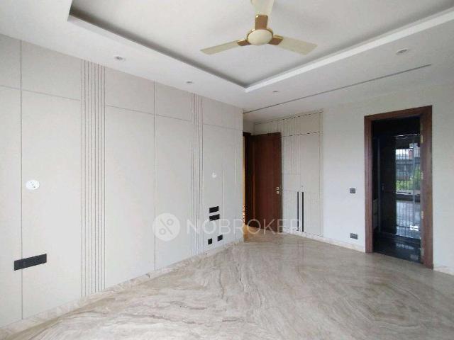 4 BHK Flat In Bestech Sanskriti For Sale In Sector 92