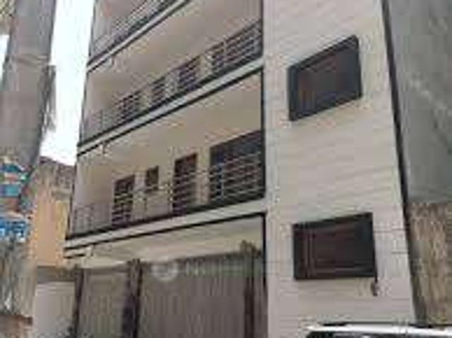 4 BHK Flat In Brown Complex for Rent In Chhattarpur Enclave Phase 2