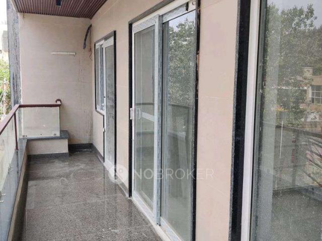 4 BHK Flat In Guru Harkishan Nagar for Rent In Paschim Vihar