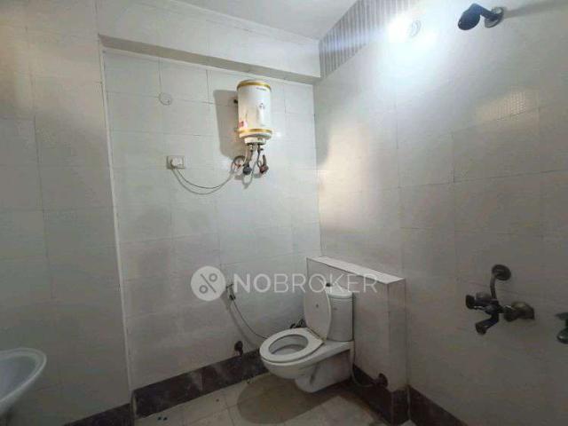 4 BHK Flat In Green View Society for Rent In H9vf+prh A blo