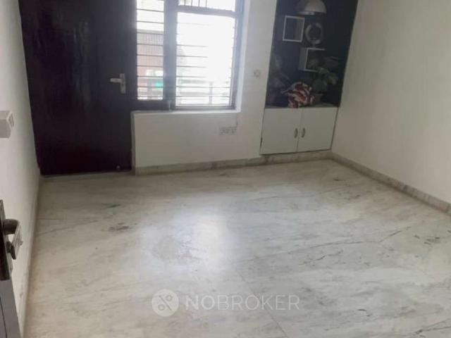 4 BHK Flat In Greenfields for Rent In Greenfields Colony Fa