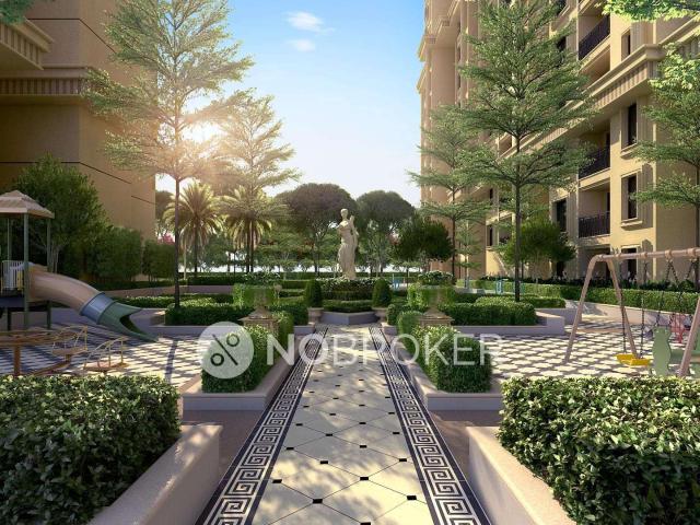 4 BHK Flat In Grove Towers For Sale In Lokhandwala Complex