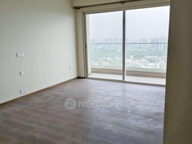 4 BHK Flat In Kalpataru Vista, Sector 128 for Rent In Sector 128