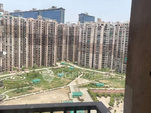 4 BHK Flat In Logix Blossom County For Sale In Sector 137