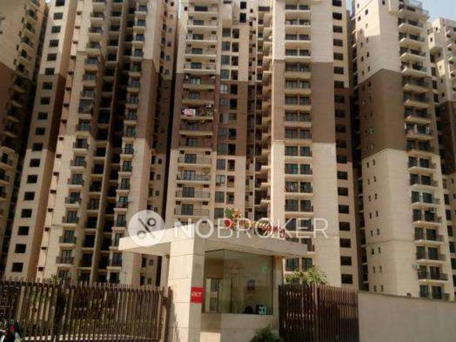 4 BHK Flat In Logix Blossom County For Sale In Sector 137
