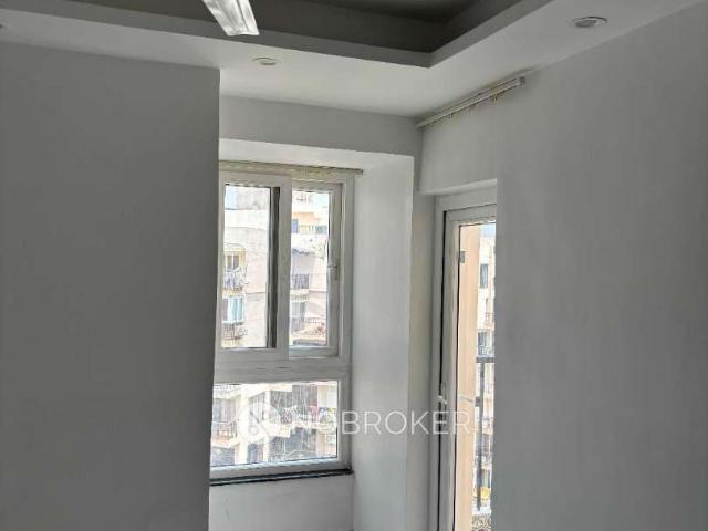 4+ BHK Flat In Logix Blossom County 3 For Sale In Sector 137