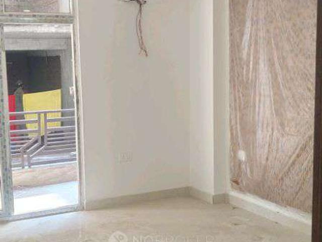 4 BHK Flat In Prabhu Residency For Sale In Sector 107