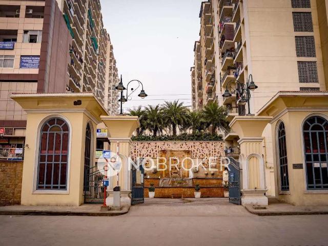 4 BHK Flat In Raksha Addela For Sale In Gaur City 2