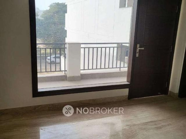 4 BHK Flat In Standalone Buiding For Sale In Sector 57