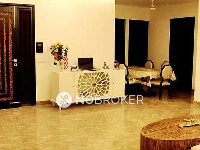 4 BHK Flat In Standalone Building for Rent In Dlf Phase 1