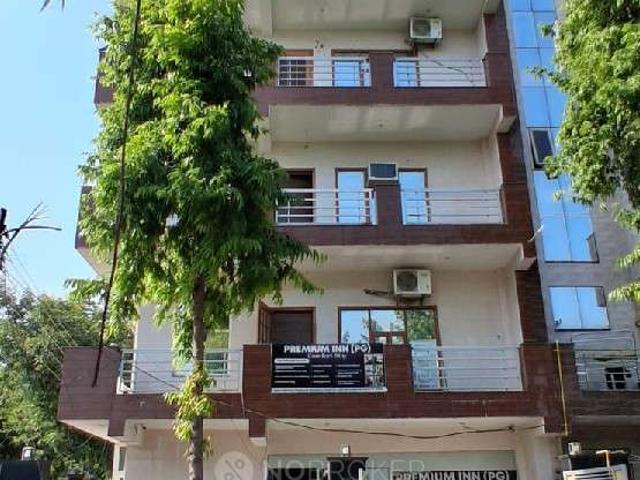 4+ BHK Flat In Standalone Building for Rent In Sector 117