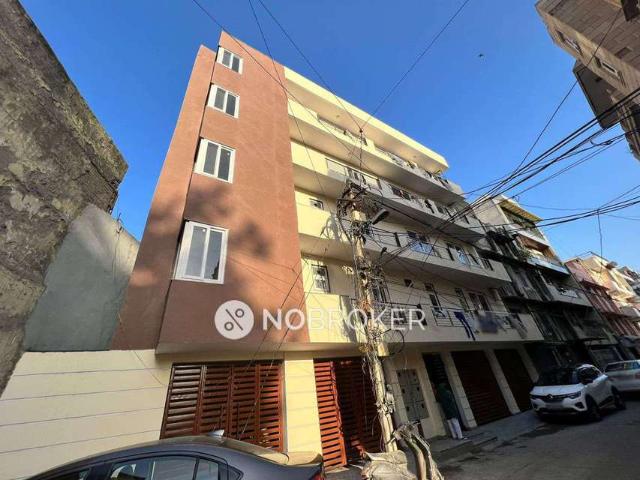 4+ BHK Flat In Standalone Building For Sale In Ashok Vihar Phase Ii