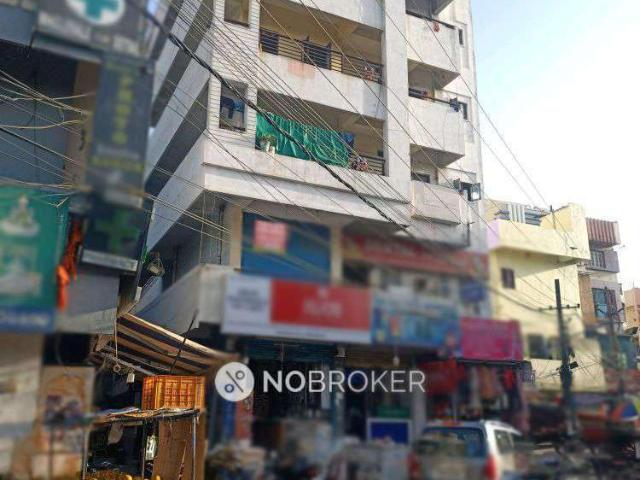 4+ BHK Flat In Standalone Building For Sale In Gayatri Nagar