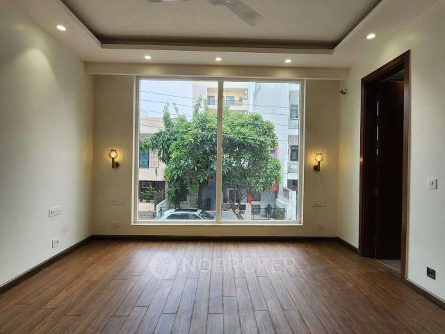 4+ BHK Flat In Sushant Lok Luxury Builder Floors, Sector 43 For Sale In Block C