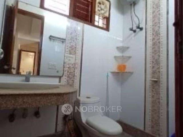 4 BHK Flat In Sb For Sale In Janakpuri