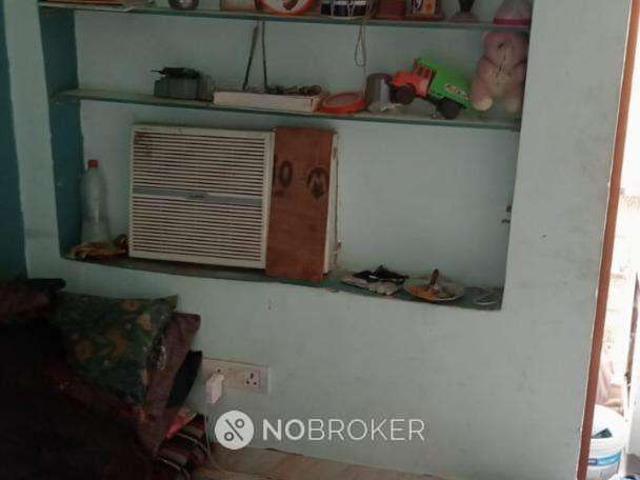 4+ BHK Flat In Sb For Sale In Sangam Vihar