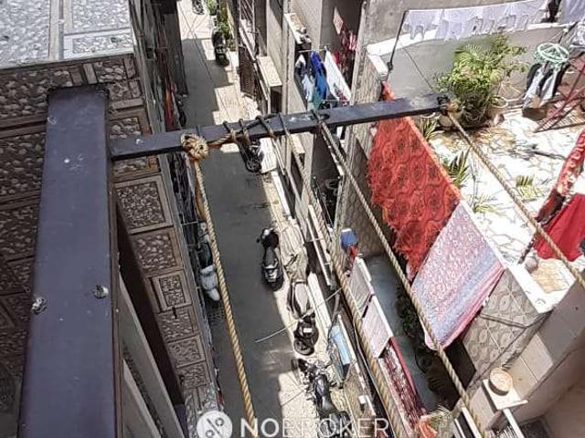 4 BHK Flat In Shalimar Bagh Bh Block For Sale In Shalimar Bagh