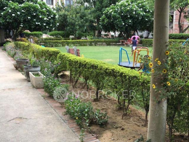 4 BHK Flat In South City 2 For Sale In Sector 50