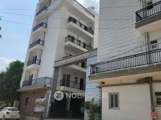 4 BHK Flat In The Grand Estate for Rent In Jalpura