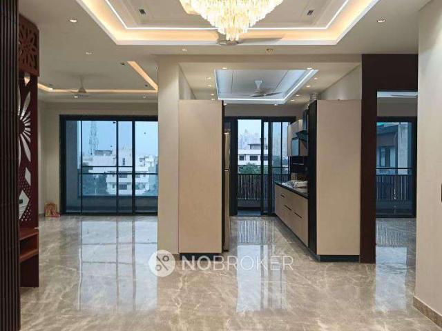 4 BHK Flat In Unitech South City 2 For Sale In Sector 49