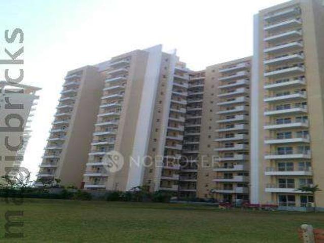 4 BHK Flat In Unitech Sunbreeze For Sale In Sector 69