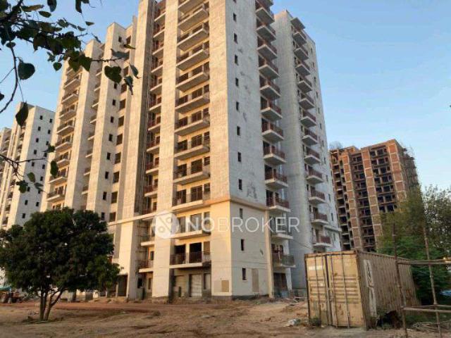 4+ BHK Flat In Unitech Sunbreeze, Sector 69 For Sale In Sector 69