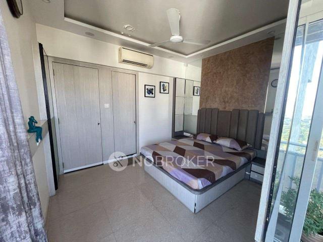 4+ BHK Flat In Elite Platina For Sale In Thane West