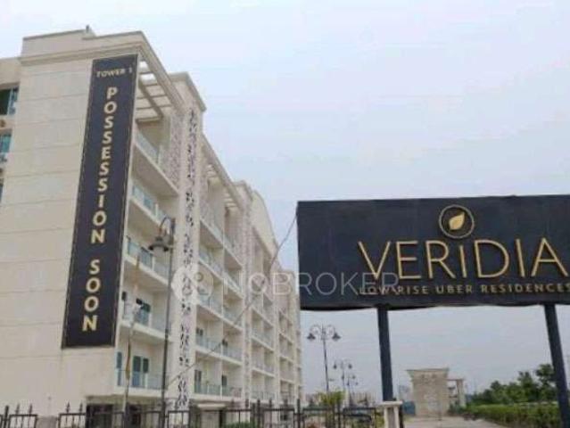 4 BHK Flat In Wave Veridia Oakwood Enclave, Wave City for Re