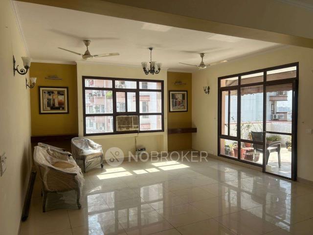 4 BHK Flat In 4 Bhk Duplex Pent House With Servent Quarter, Sector 54 For Sale In Sector 54