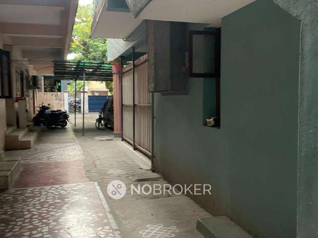 4+ BHK House for Lease In Porur
