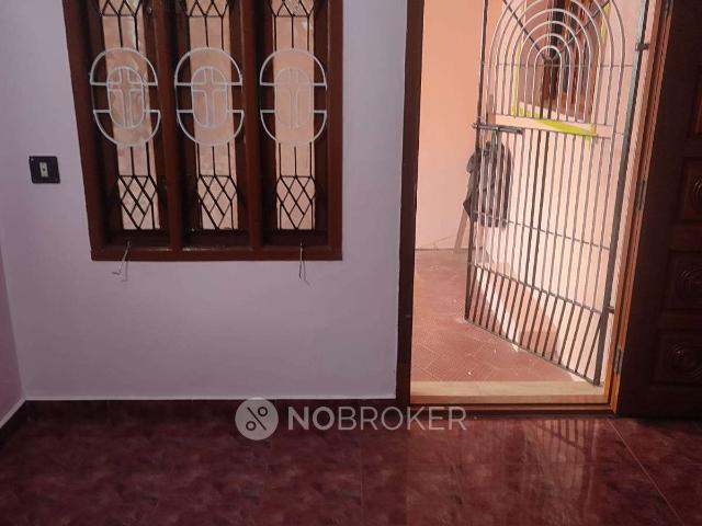 4 BHK House For Sale In 39, Elumalai St