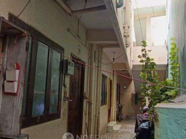 4+ BHK House For Sale In Thiru Narayana Guru Rd