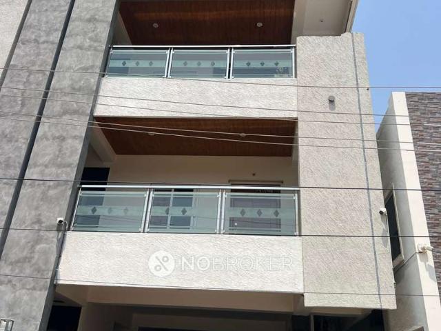 4+ BHK House For Sale In Ameenpur