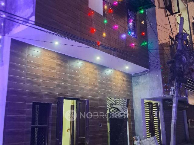 4+ BHK House For Sale In Burari