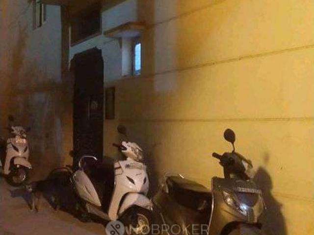 4+ BHK House For Sale In Kamaksipalya
