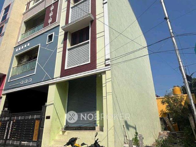 4+ BHK House For Sale In Kolathur