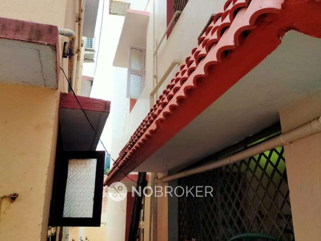 4 BHK House For Sale In Kolathur