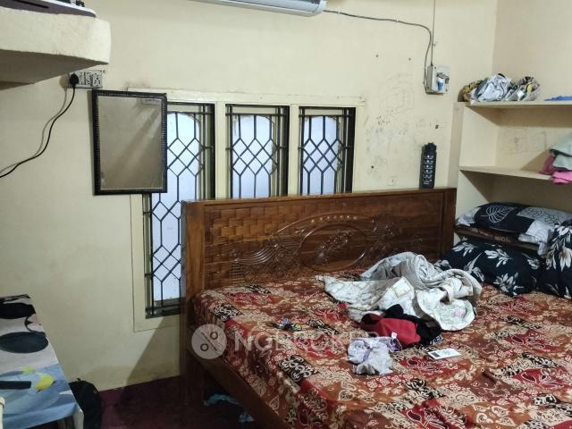 4 BHK House For Sale In Kolathur