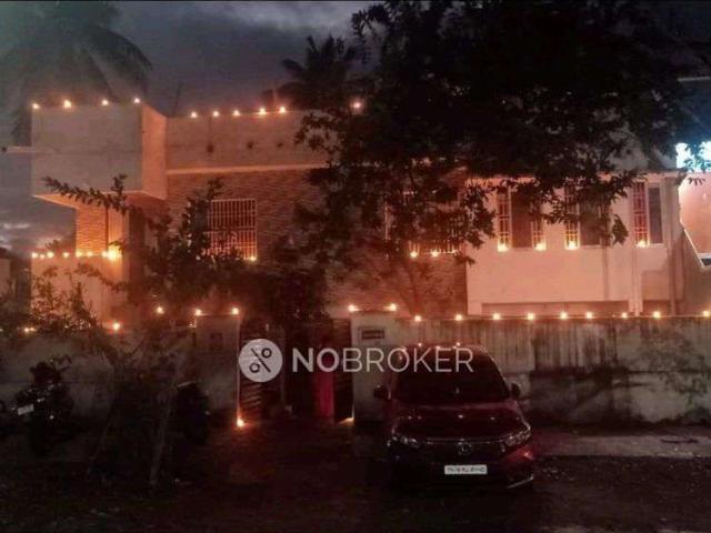 4+ BHK House For Sale In Kumaran Street, Chromepet