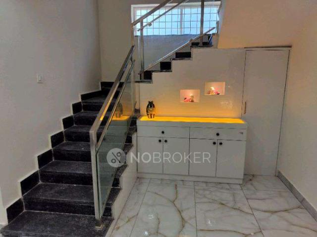 4 BHK House For Sale In Lakeview Extension Road