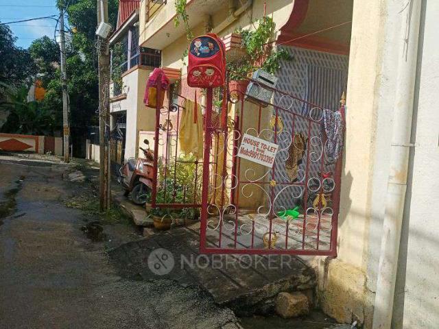 4+ BHK House For Sale In Lakshmipura