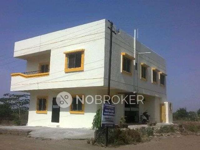 4+ BHK House For Sale In Lonikand