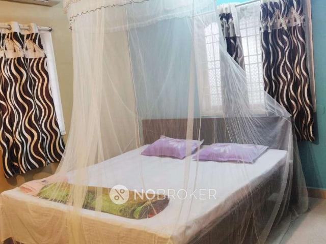4+ BHK House For Sale In Manapakkam