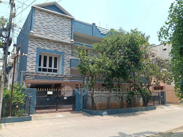 4+ BHK House For Sale In Moula Ali