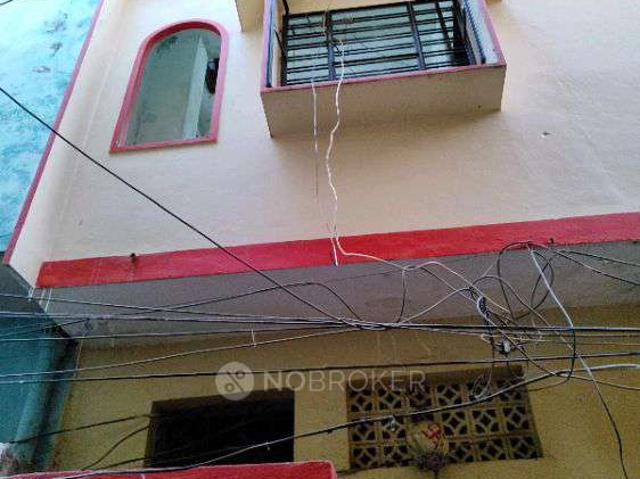 4+ BHK House For Sale In Nallakunta