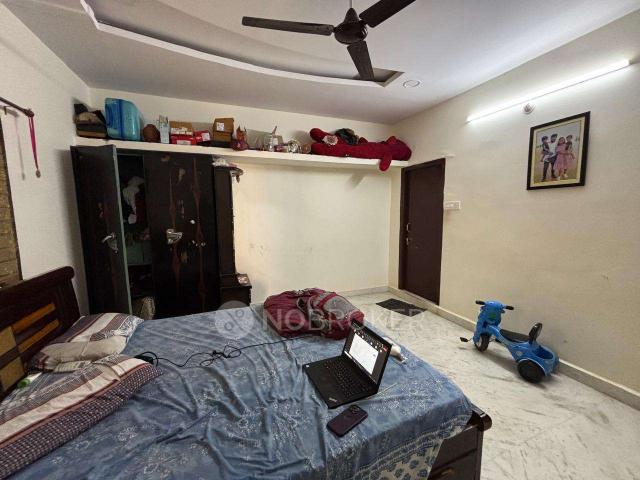 4+ BHK House For Sale In Old Bowenpally