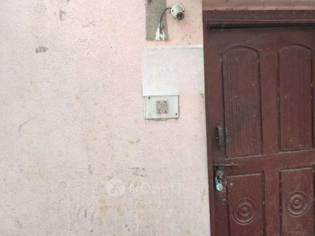 4+ BHK House For Sale In Perumbakkam
