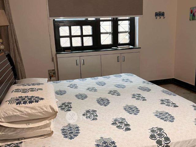 4+ BHK House For Sale In Sector 17